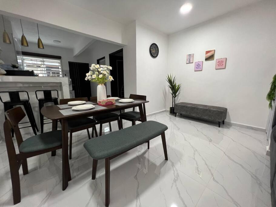 Modern Hs Sweet Holiday home *