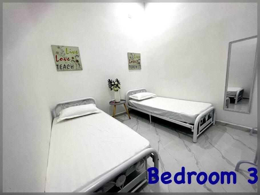 Modern Hs Sweet Holiday home Kuantan